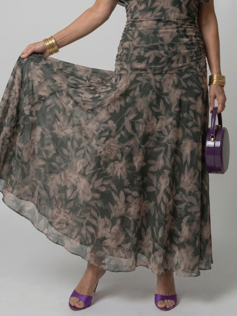 Calen | Schulterfreies Midikleid mit fließendem Fall