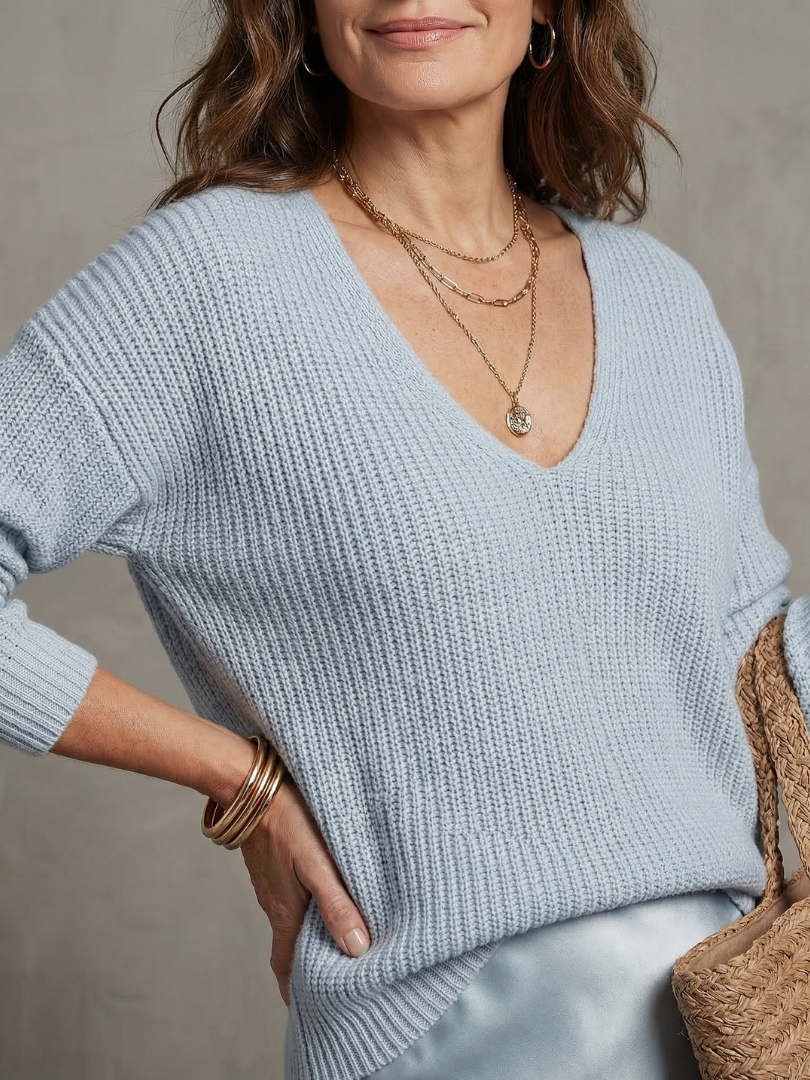 Luciana | Set aus Strickpullover und Satin-Rock im Schrägschnitt