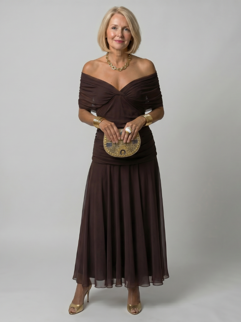 Calen | Schulterfreies Midikleid mit fließendem Fall
