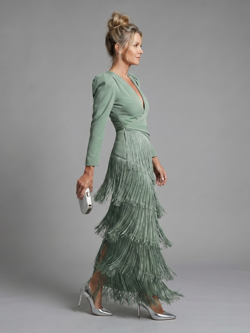 Samara | Langärmliges Midikleid mit weichem Fransenrock