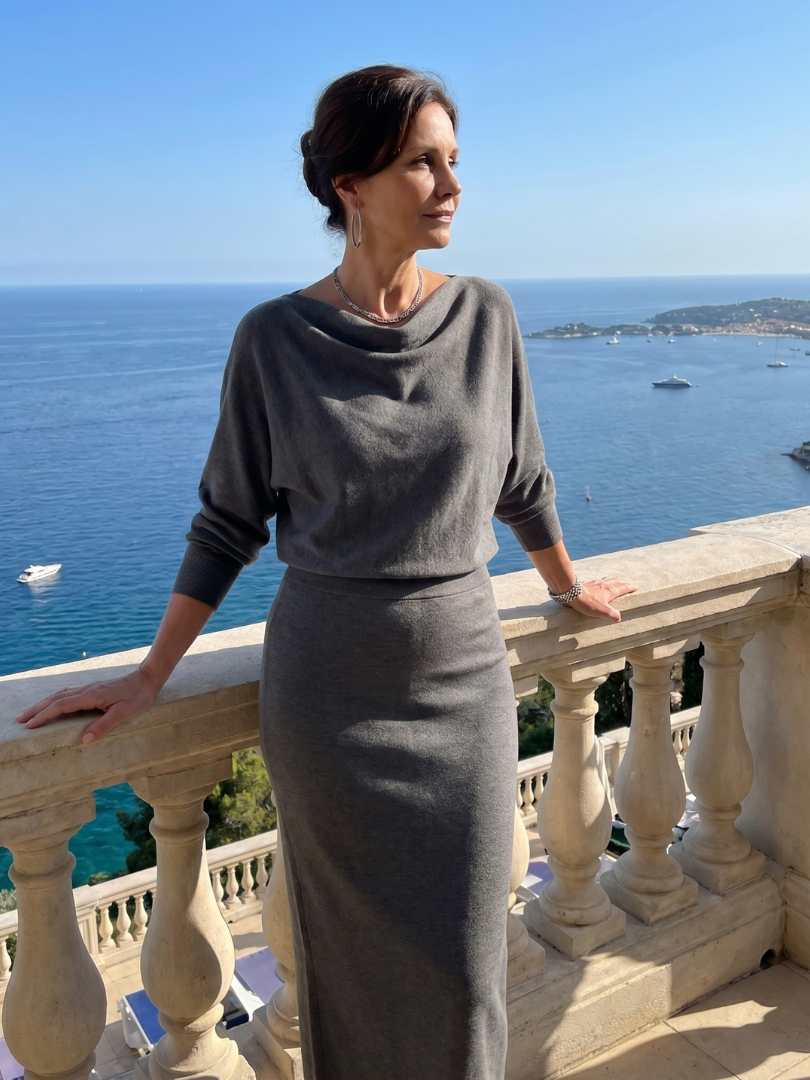 Romy | Midikleid mit drapiertem Ausschnitt und figurbetontem Rock