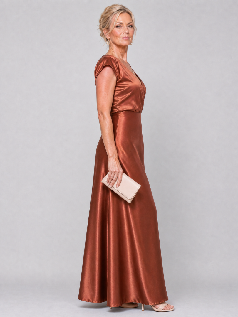 Samouse | Maxikleid mit kurzen Puffärmeln und Wickeloberteil