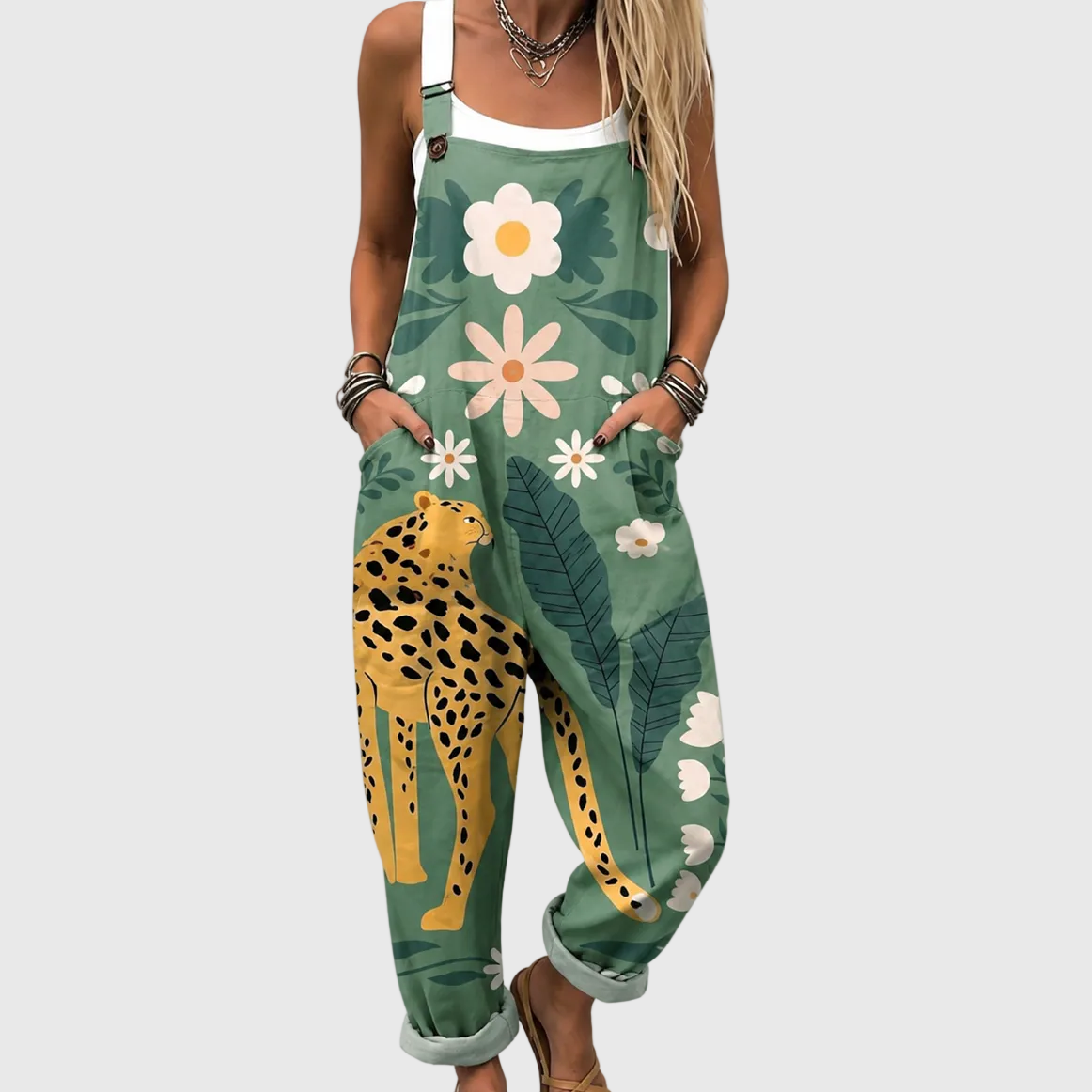 Latzhose mit Blumen- und Leoparden-Muster