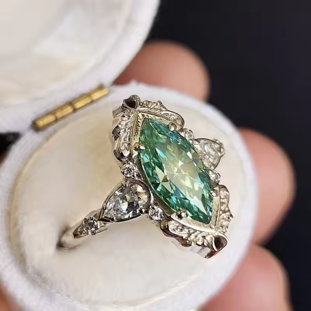 Emerald-Look Ring – Ansicht 5
