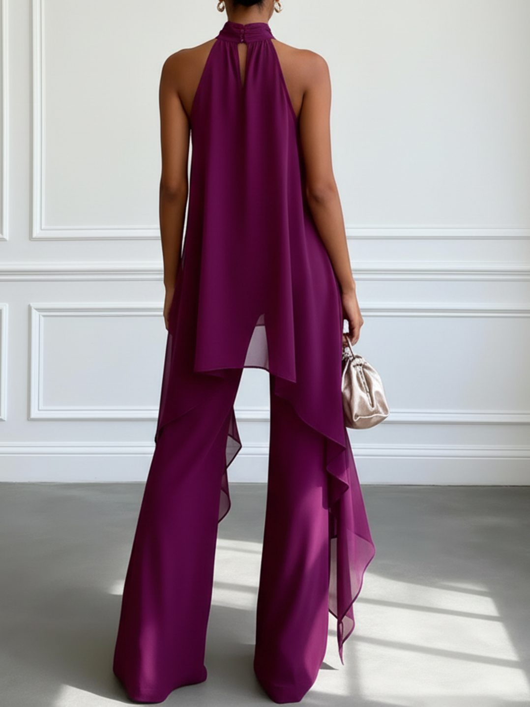 Lila zweiteiliges Set mit elegantem ärmellosem Halterneck-Top und Hose
