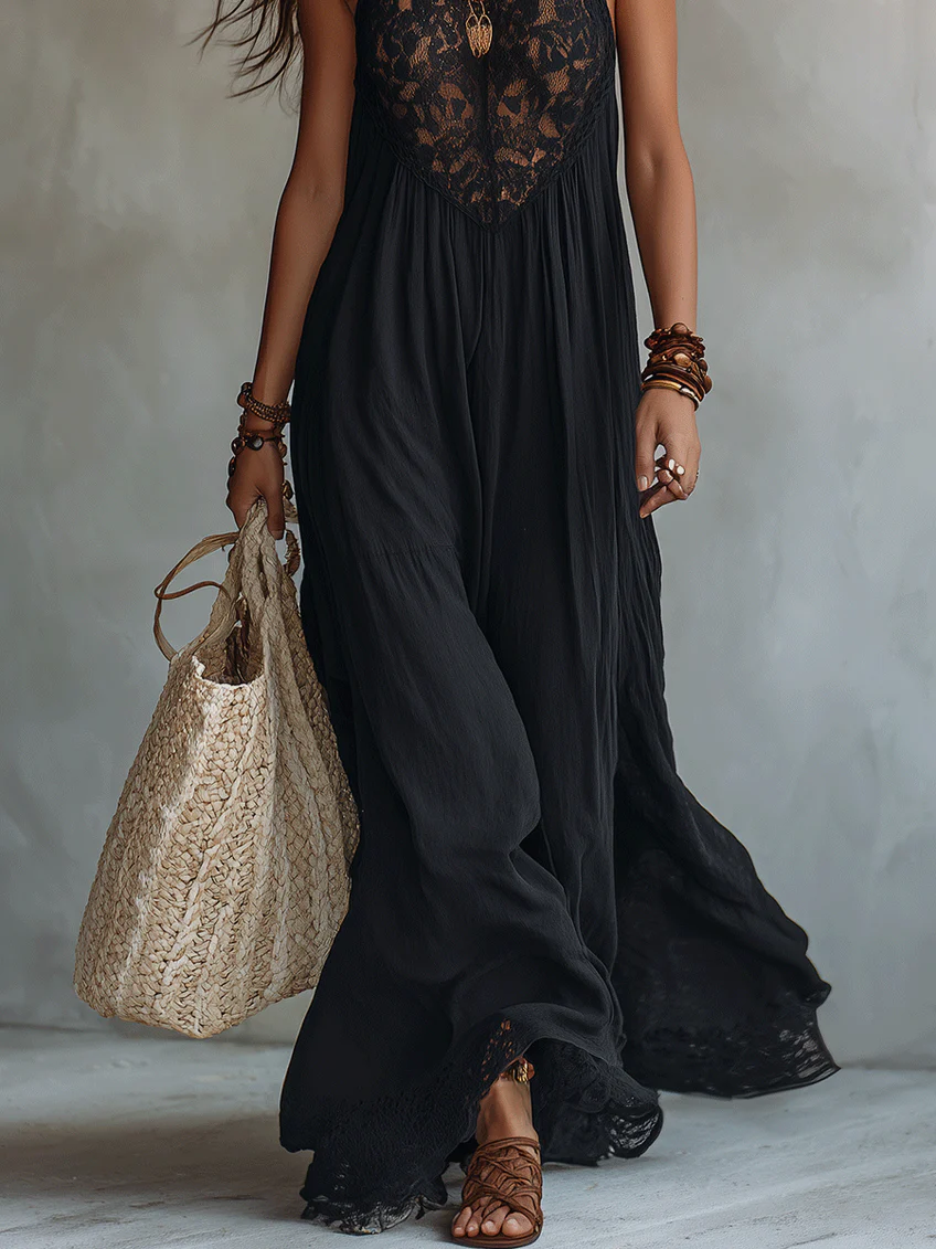 Boho-schwarzes ärmelloses Maxikleid mit Spitzendetails