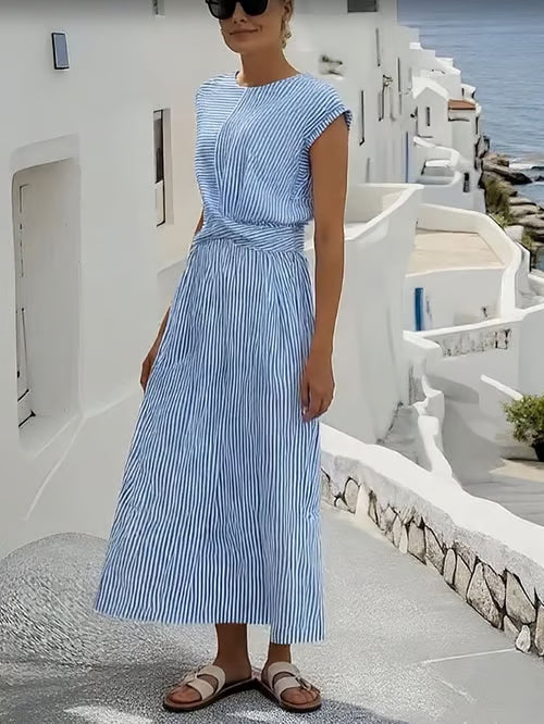 Kleid mit gedrehter Taille