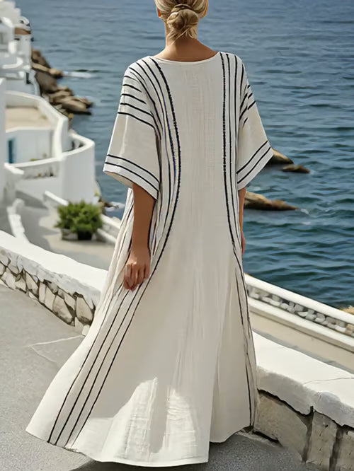 Langes Kleid mit fließendem Fall