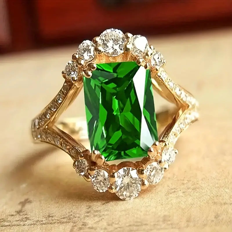 Emerald-Look Ring