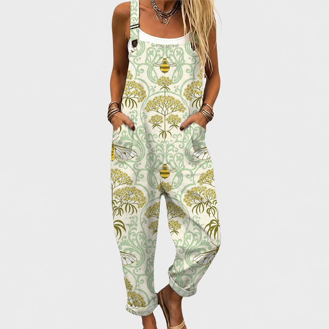 Bequeme bedruckte Latzhose