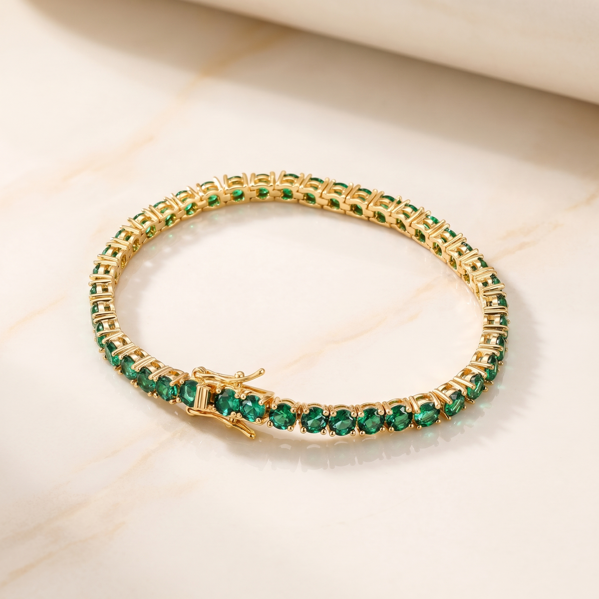 Emerald-Look Armband