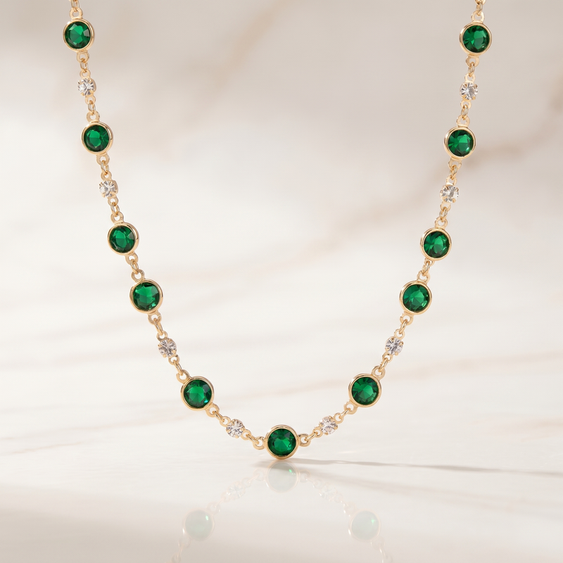 Emerald-Look Halskette