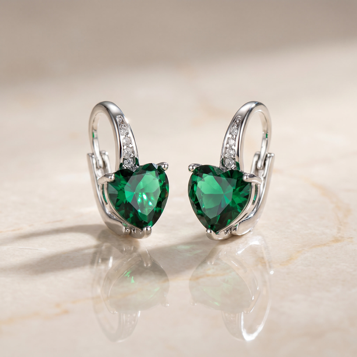 Emerald-Look Ohrringe