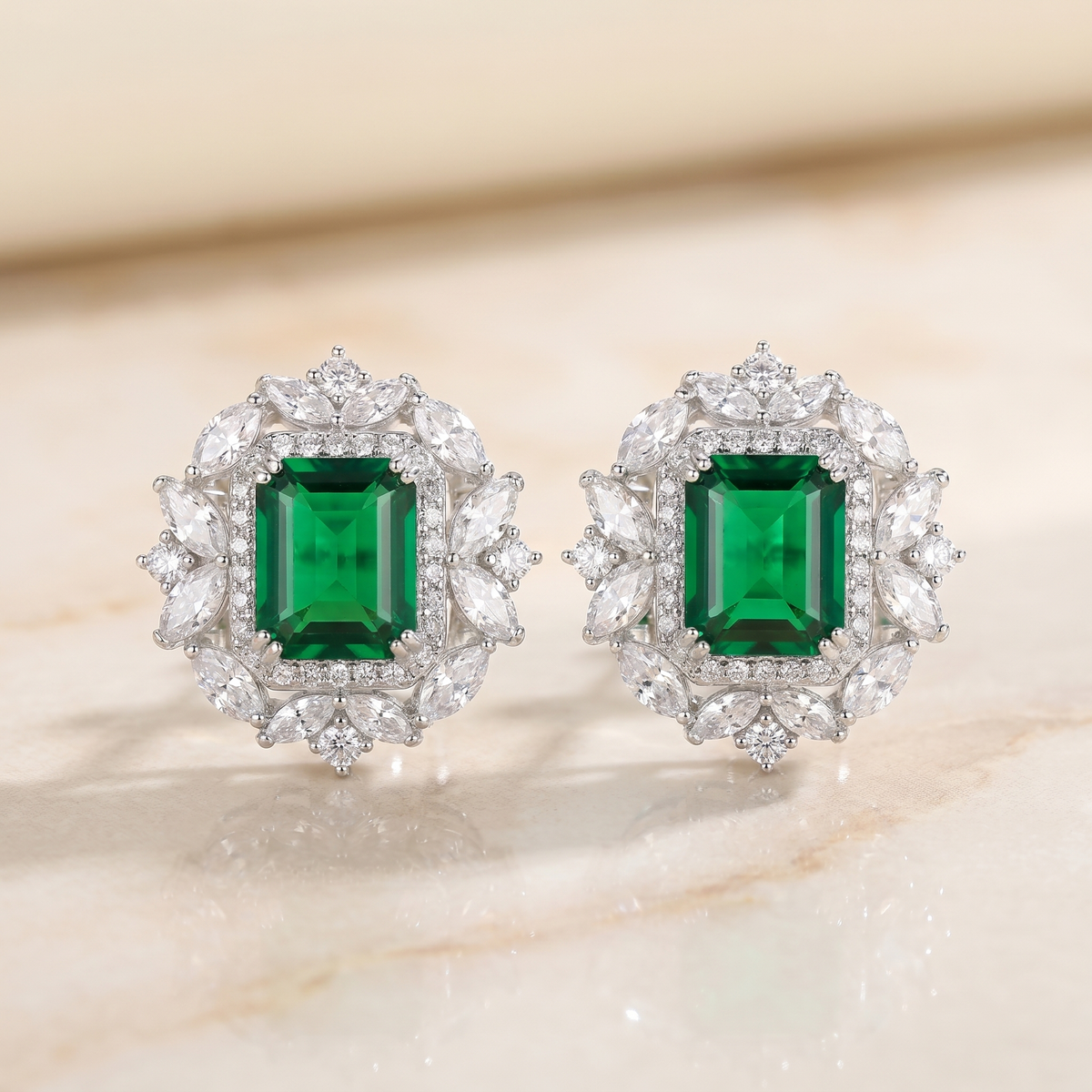 Emerald-Look Ohrringe
