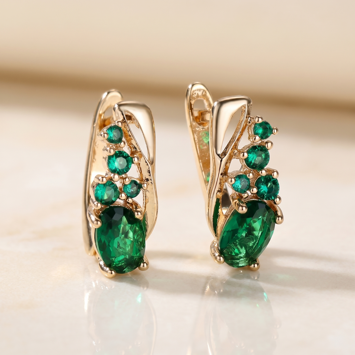 Emerald-Look Ohrringe