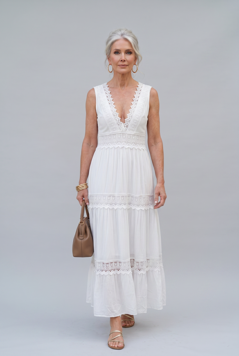 Nerea | Elegantes Spitzenkleid mit V-Ausschnitt