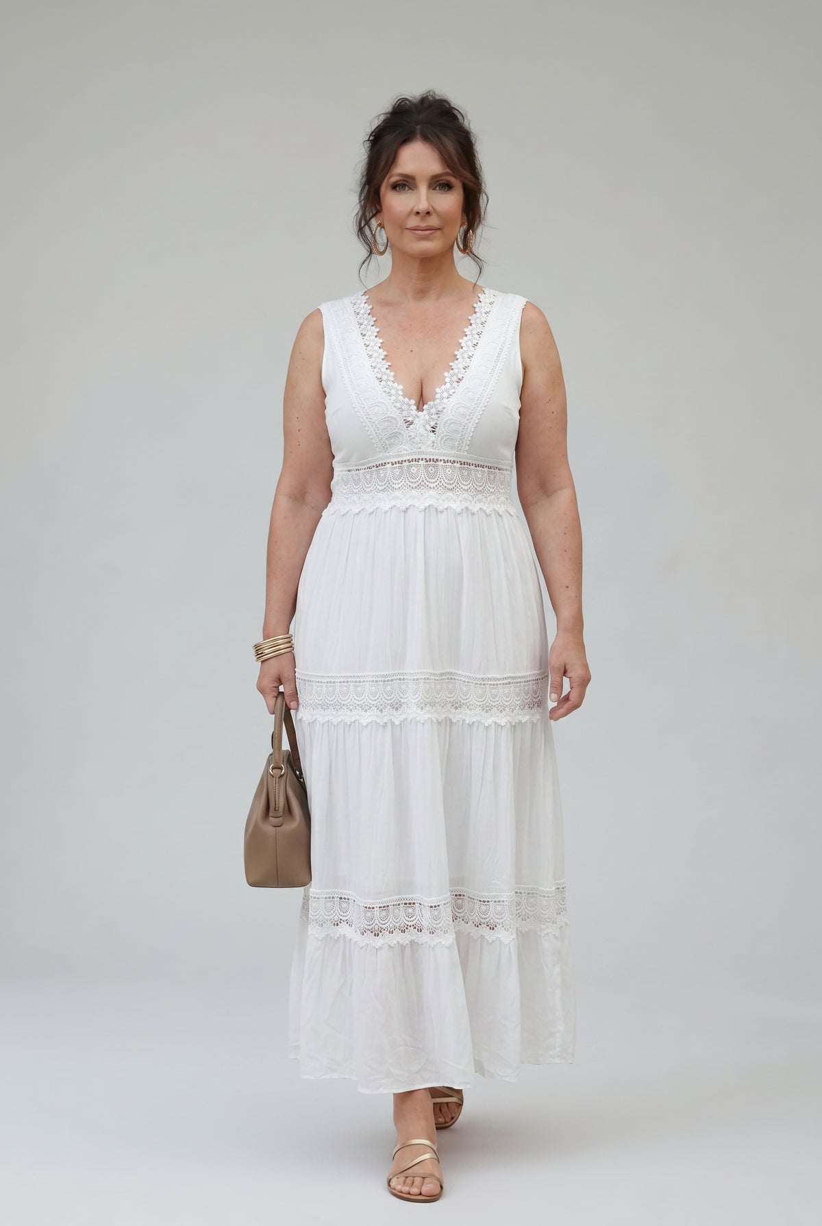 Nerea | Elegantes Spitzenkleid mit V-Ausschnitt