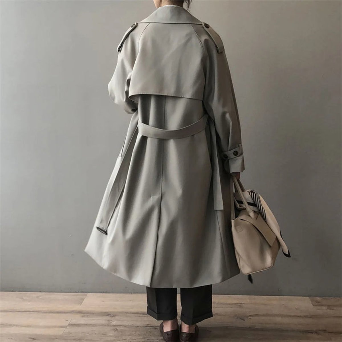 Katherine Langer Zweireiher-Trench mit Gürtel – Ansicht 4